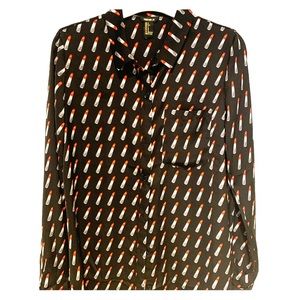Blouse with Lipstick pattern